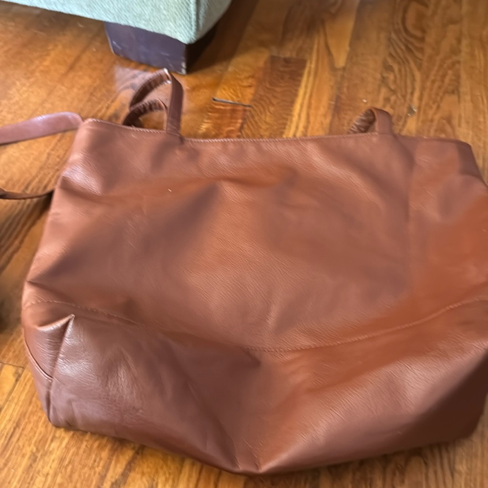 Leather bag great for teaching! Soft leather